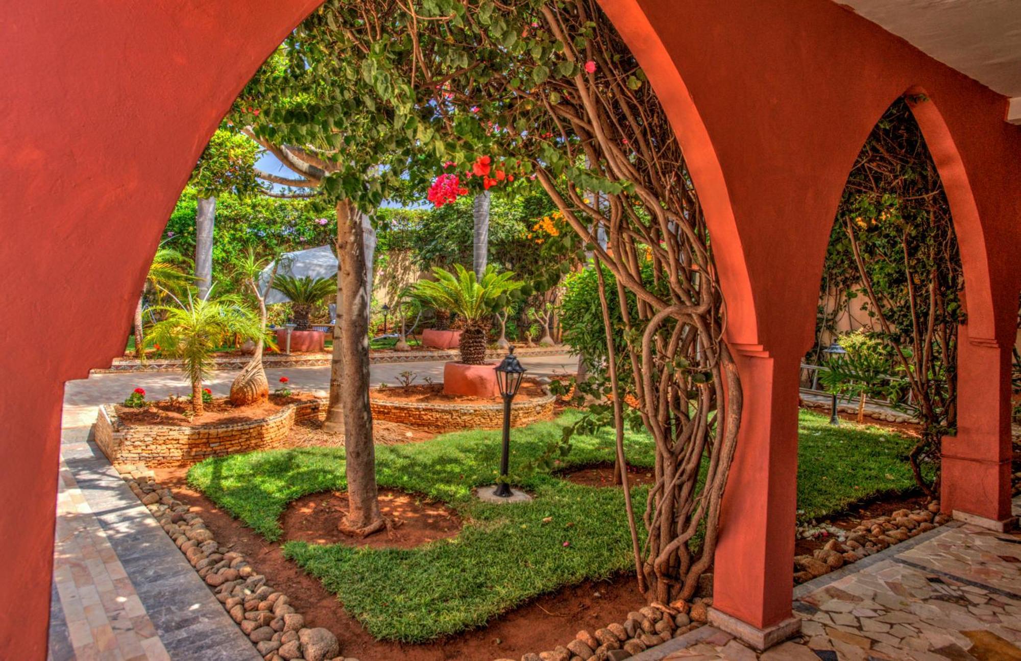 Lhostel A Καζαμπλάνκα Εξωτερικό φωτογραφία