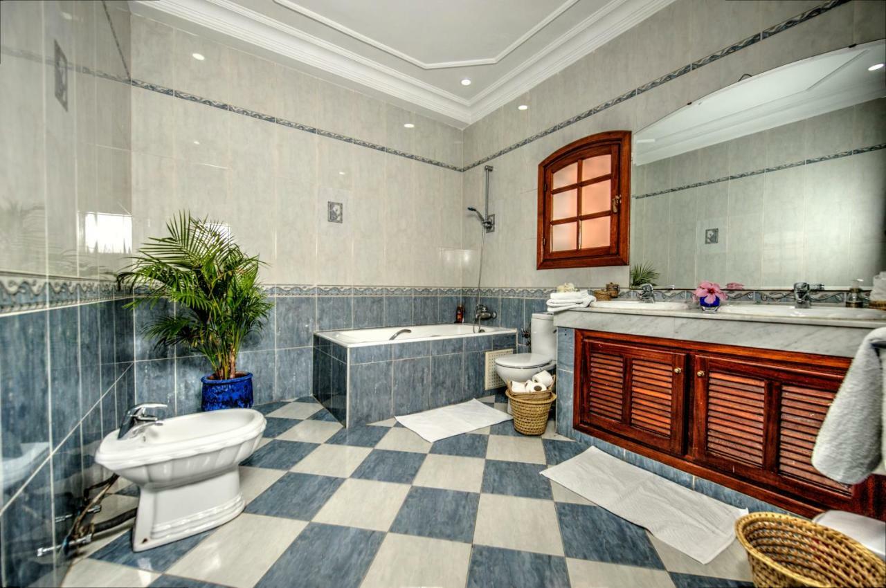 Lhostel A Καζαμπλάνκα Εξωτερικό φωτογραφία